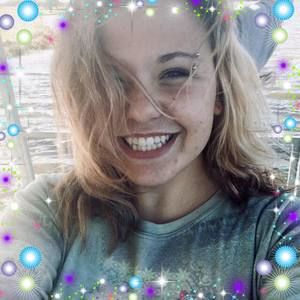 Meet your Posher, Dakota